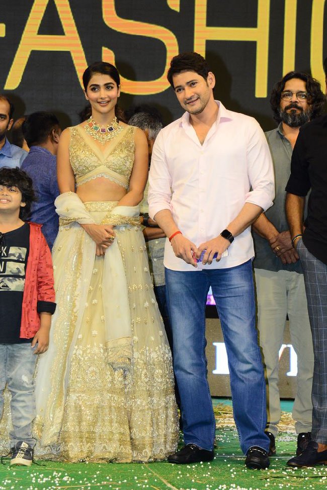 Maharshi-Movie-Pre-Release-Event